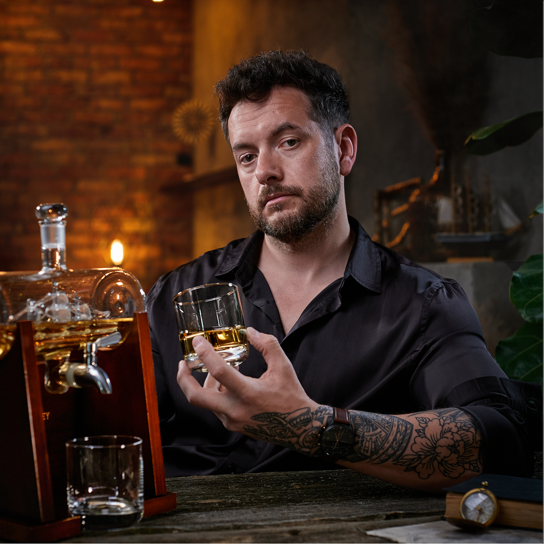 The Black Pearl - Whisiskey Decanter Whisiskey