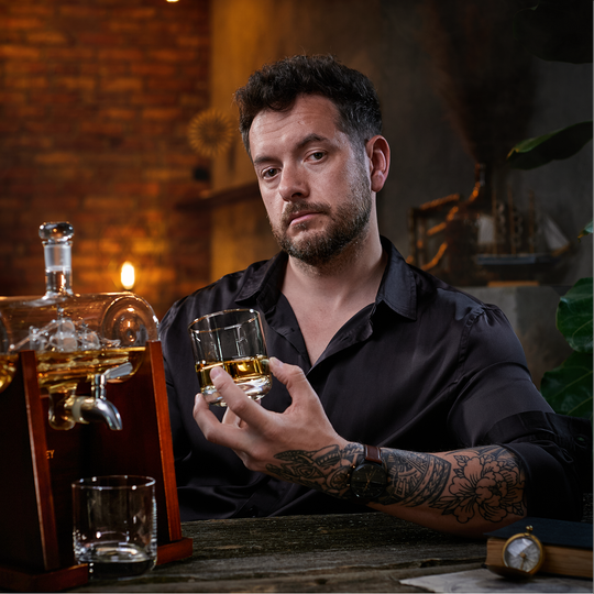The Black Pearl - Whisiskey Decanter Whisiskey