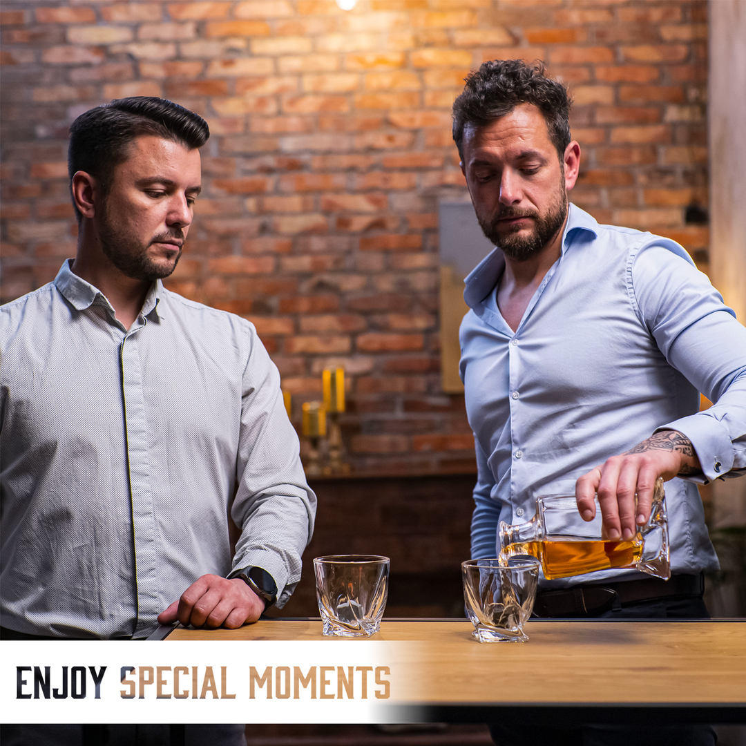 The Twisted Decanter - Whisiskey Decanter Decanters Decanters Whisiskey