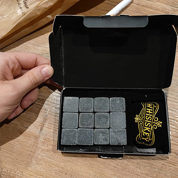 granite_cooling_stones_for_whiskey