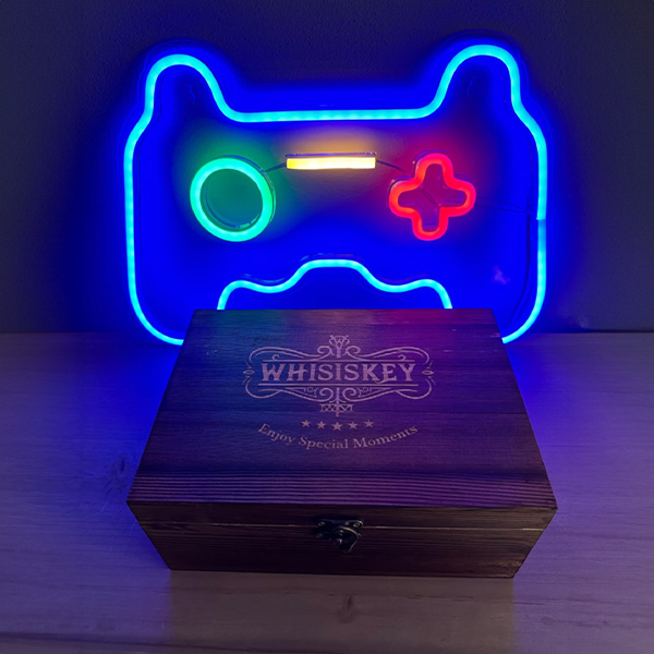 whisiskey_tumbler_gift_box_with_led_game_sign