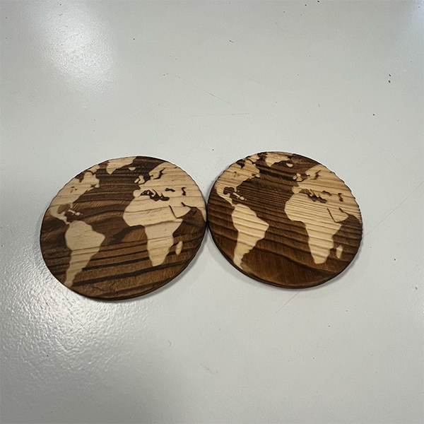 wooden_coasters_with_globe_print