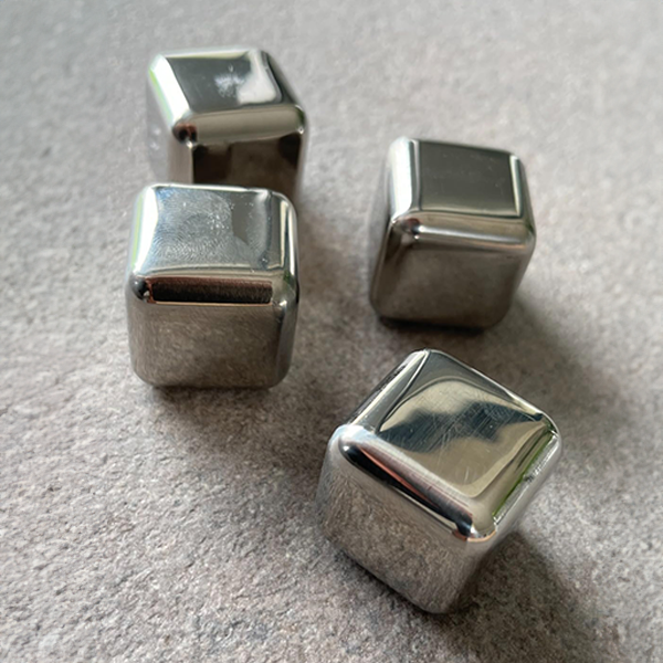 four_whisiskey_cooling_stones_stainless_steel