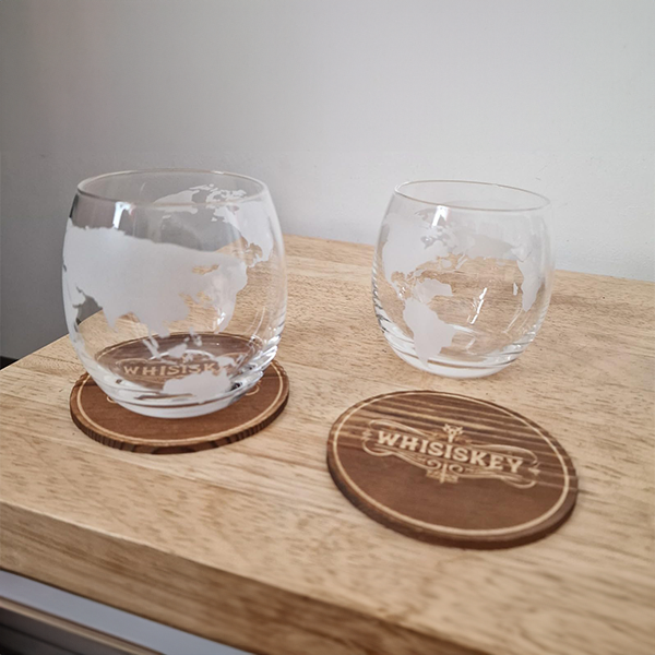 world_map_glasses_with_whisiskey_coasters